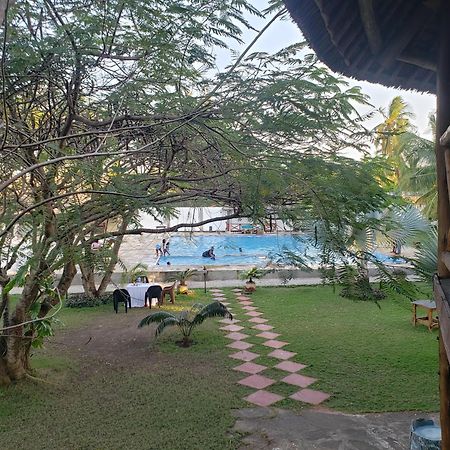 Kwa Mama Village Beach Resort Νταρ ες Σαλάμ Εξωτερικό φωτογραφία