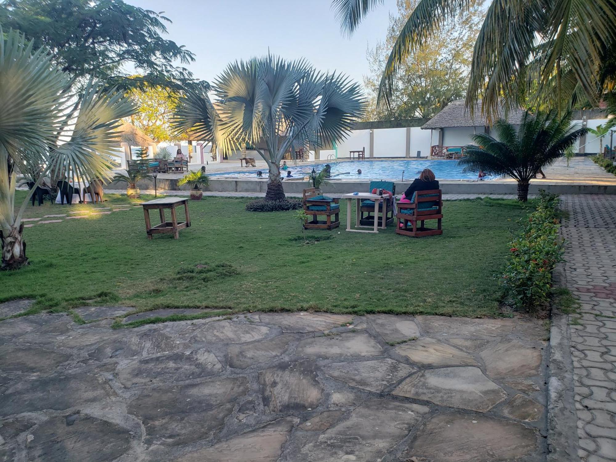 Kwa Mama Village Beach Resort Νταρ ες Σαλάμ Εξωτερικό φωτογραφία