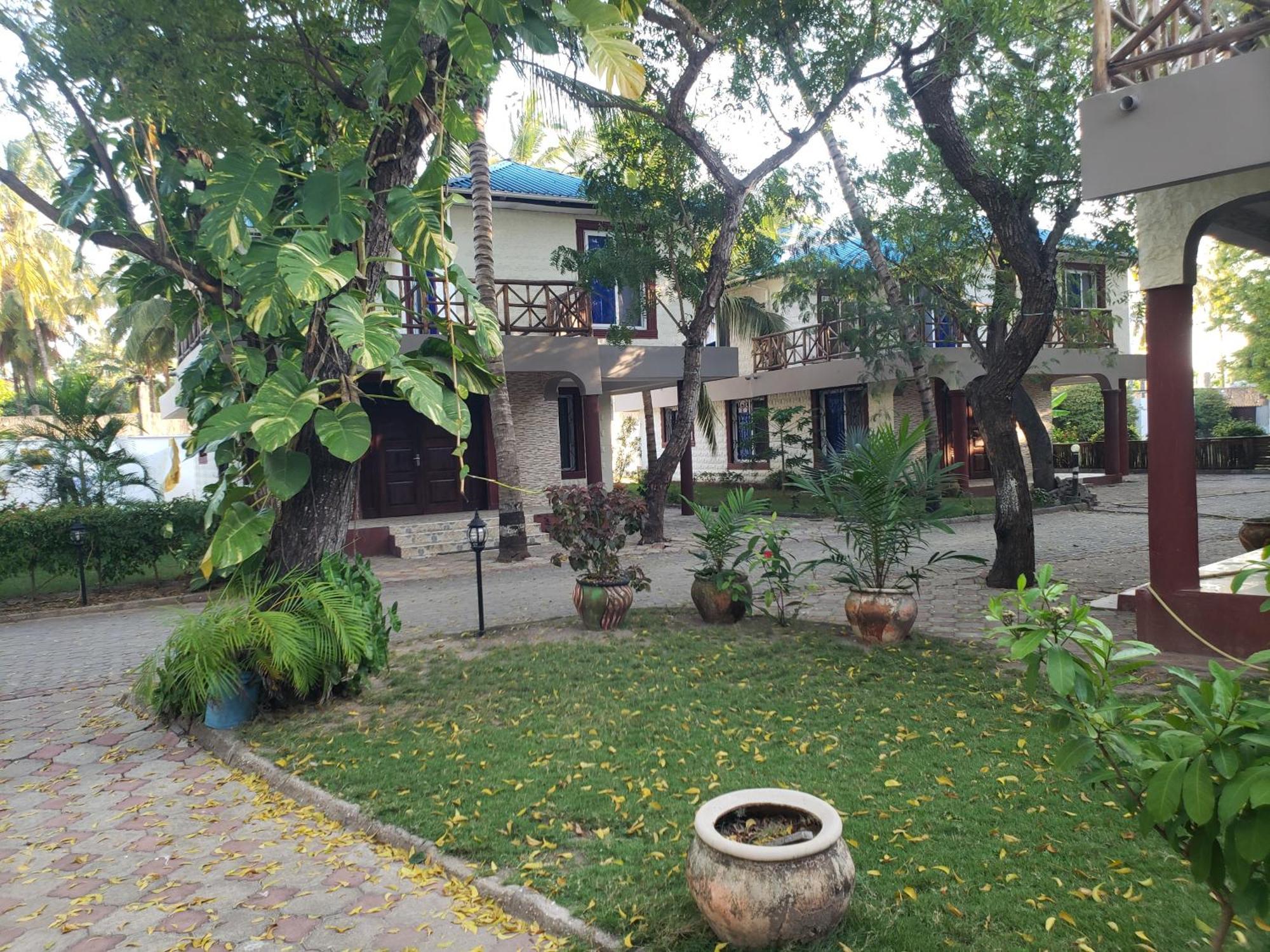 Kwa Mama Village Beach Resort Νταρ ες Σαλάμ Εξωτερικό φωτογραφία